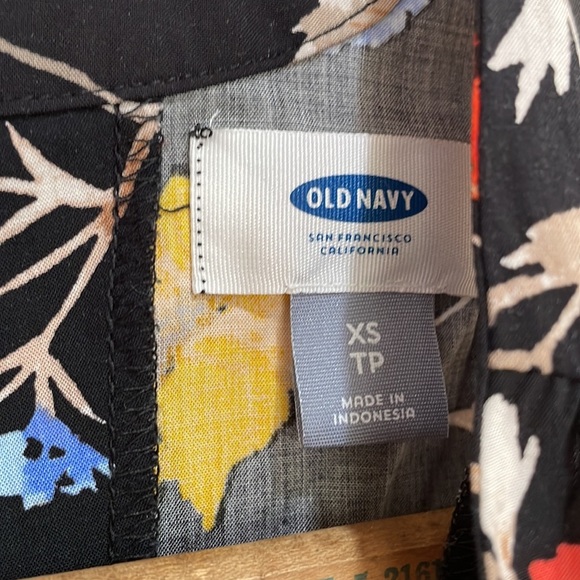 Old Navy || Floral V-Neck Dress Size XS - Picture 10 of 11